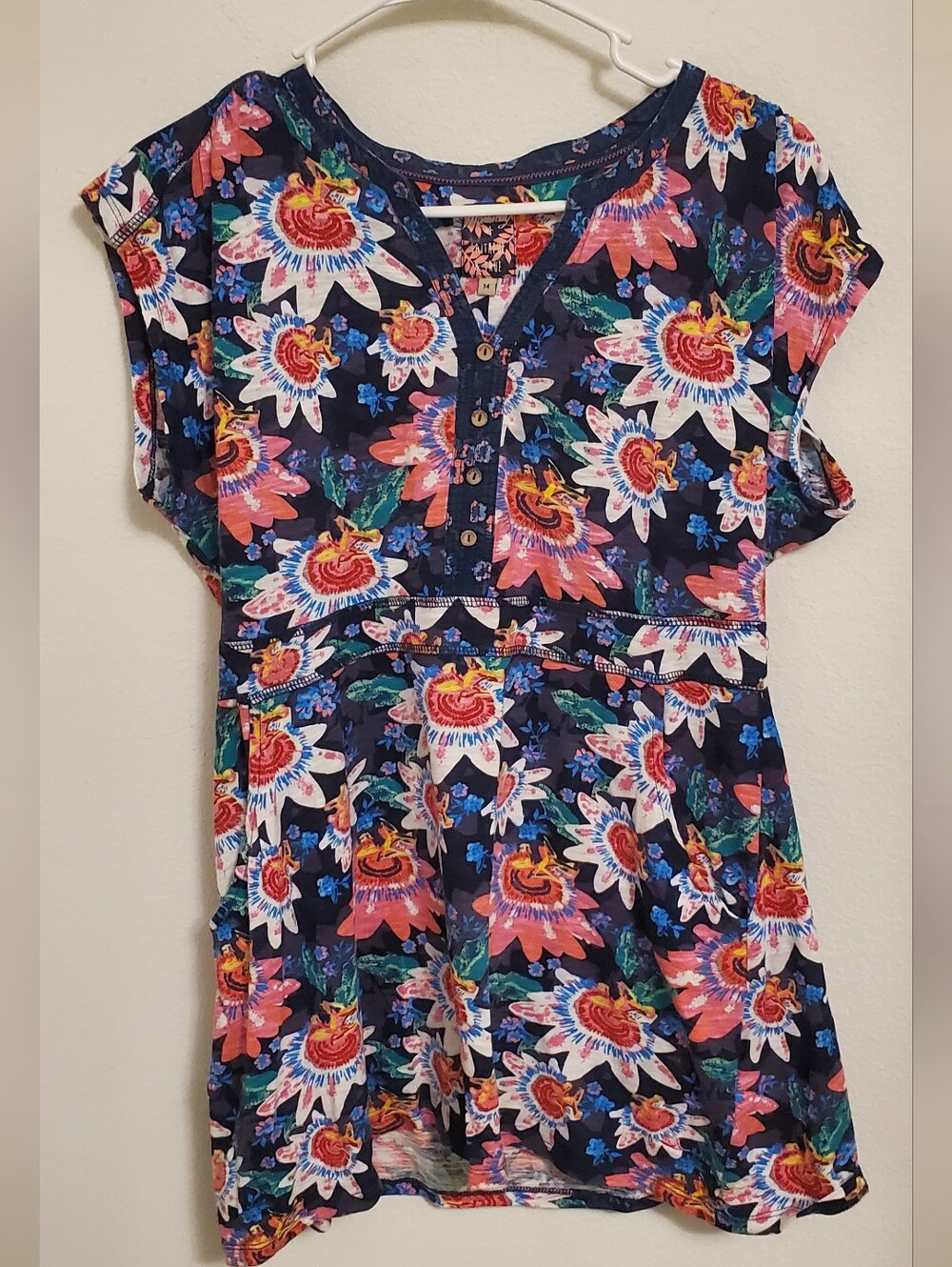 Mantaray Navy Floral Button-Front Tunic Blouse Top Boho Breezy Size Medium
